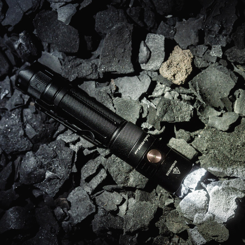 Fenix - LED Flashlight - 2000 lm - 33 873 cd - PD35R ACE