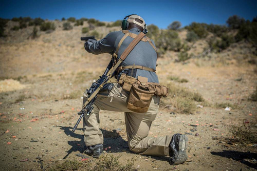 Helikon - Ładownica na magazynek AR-15 / AK Competition Rapid Carbine Pouch® - Woodland - MO-C01-CD-03
