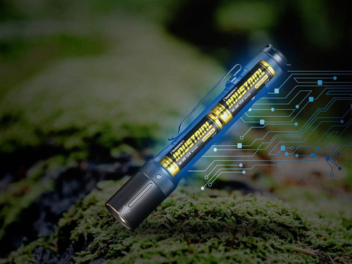 Fenix - Latarka E20 V2.0 - 350 lumenów