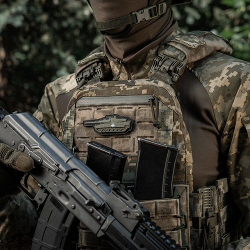 M-Tac - Naszywka Czołg z krzyżem- PVC 3D - Zielony - 51338310