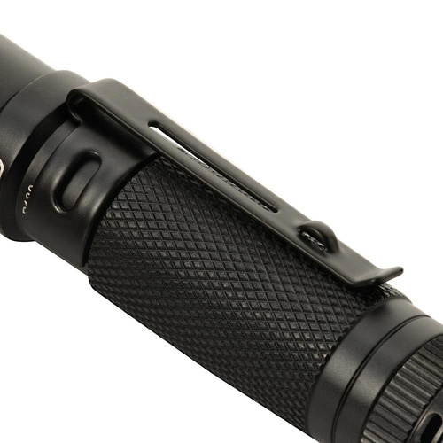 M-Tac - P180 LED-Taschenlampe - 140 lm - Schwarz - MTC-P180