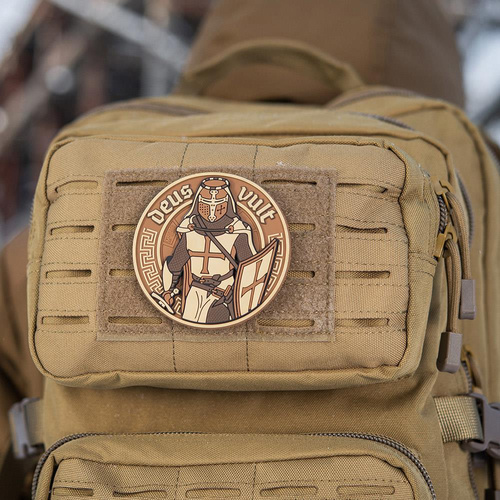 M-Tac - Naszywka 3D PVC Deus Vult - Coyote - 51116005