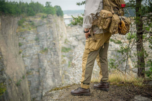 Helikon - Hybrid-Outback-Hose Hose - Coyote / Taiga Green - SP-HOP-DC-1109A