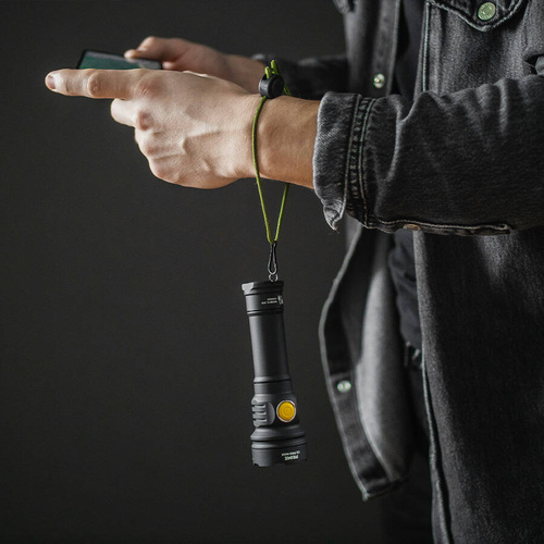 Armytek - Latarka taktyczna Prime C2 Pro Max - Ładowarka magnetyczna - 4000 lm - 21700 - Czarna - F08601C