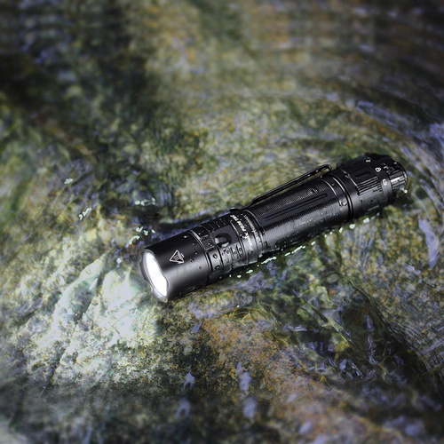 Fenix - Latarka taktyczna LED z akumulatorem - 3000 lm - 5000 mAh - PD36 Tac