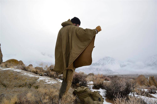 Helikon - Swagman Roll® Poncho - Climashield® Apex™ - Alpha Grün - PO-SMR-NL-36